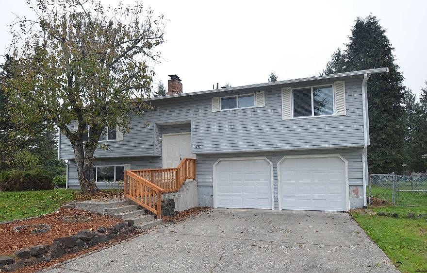 1st image of 14711 12th Ave E