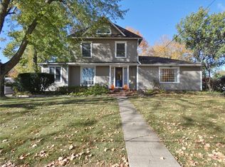 305 N Main St, New Sharon, IA 50207