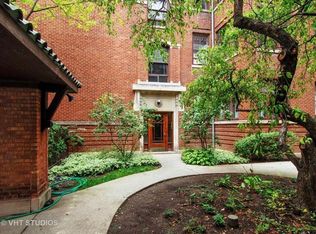 1150 Washington Blvd APT 3, Oak Park, IL 60302