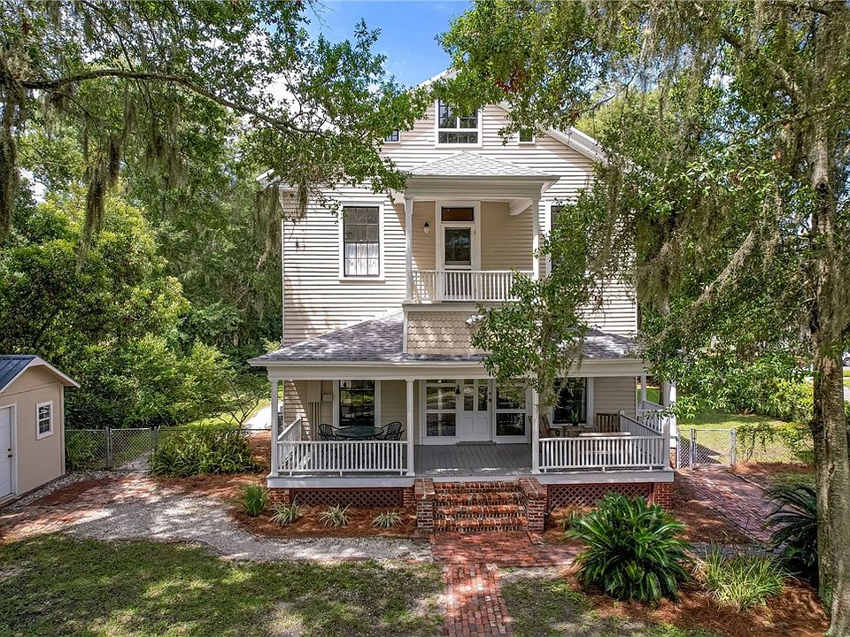 102 S 10th St, Fernandina Beach, FL 32034 | Zillow
