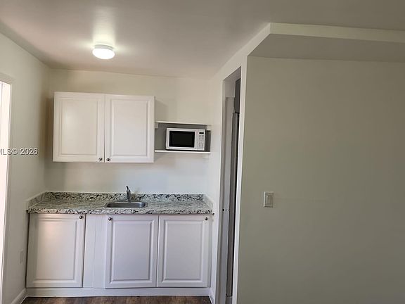4th image of 3533 SW 91st Ave #A