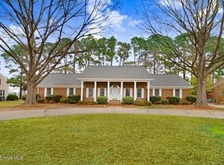 702 Hillcrest Drive, Mount Olive, NC 28365