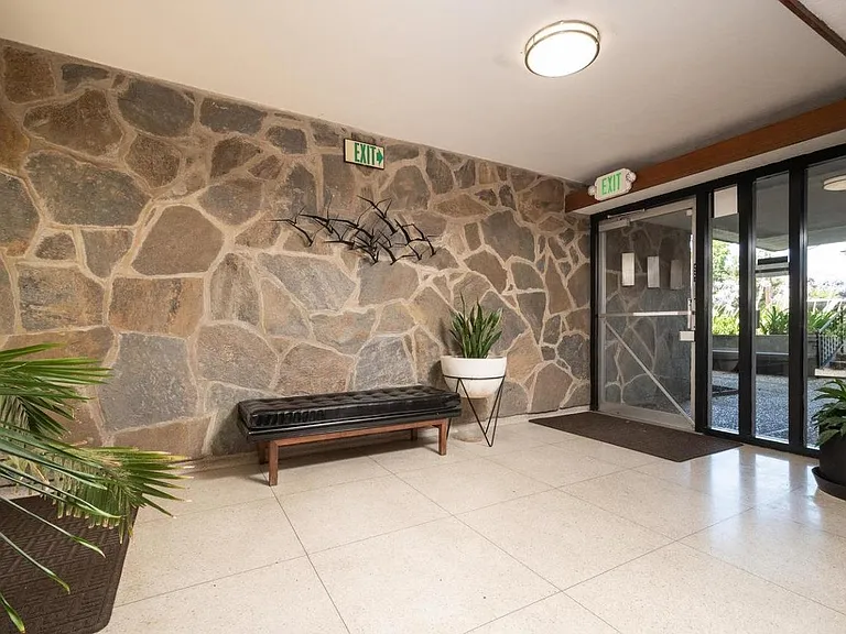 808 Laurel Ave #304 — Photo 6
