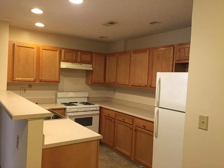 5318F Stonemeadow Ave — Photo 2