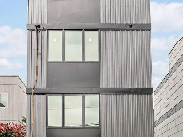 848 N Leithgow St, Philadelphia, PA 19123