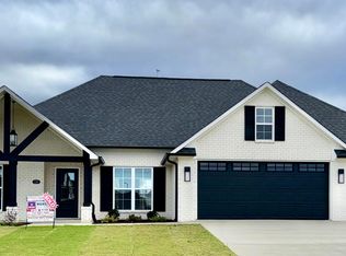 135 Ardent Cv, Medina, TN 38355