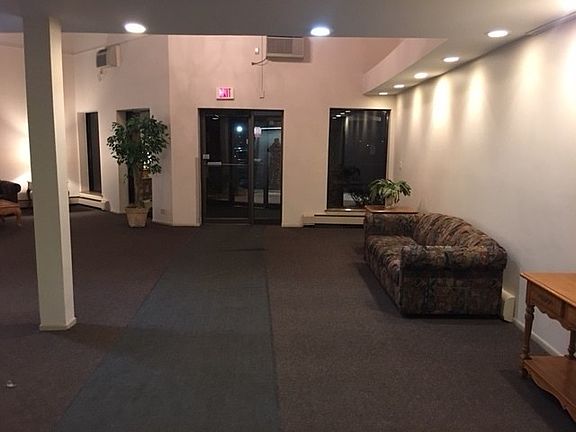 2nd image of 1475 Rebecca Dr APT 103