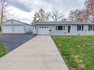 867 Haynes Dr, Decatur, IL 62521