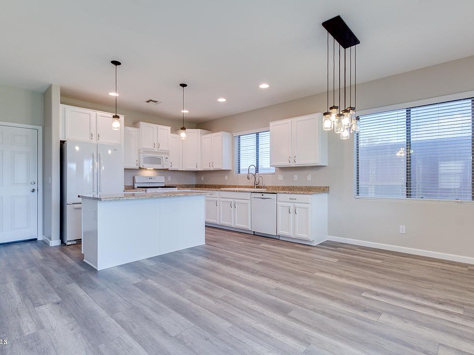1st image of 37335 W Vera Cruz Dr
