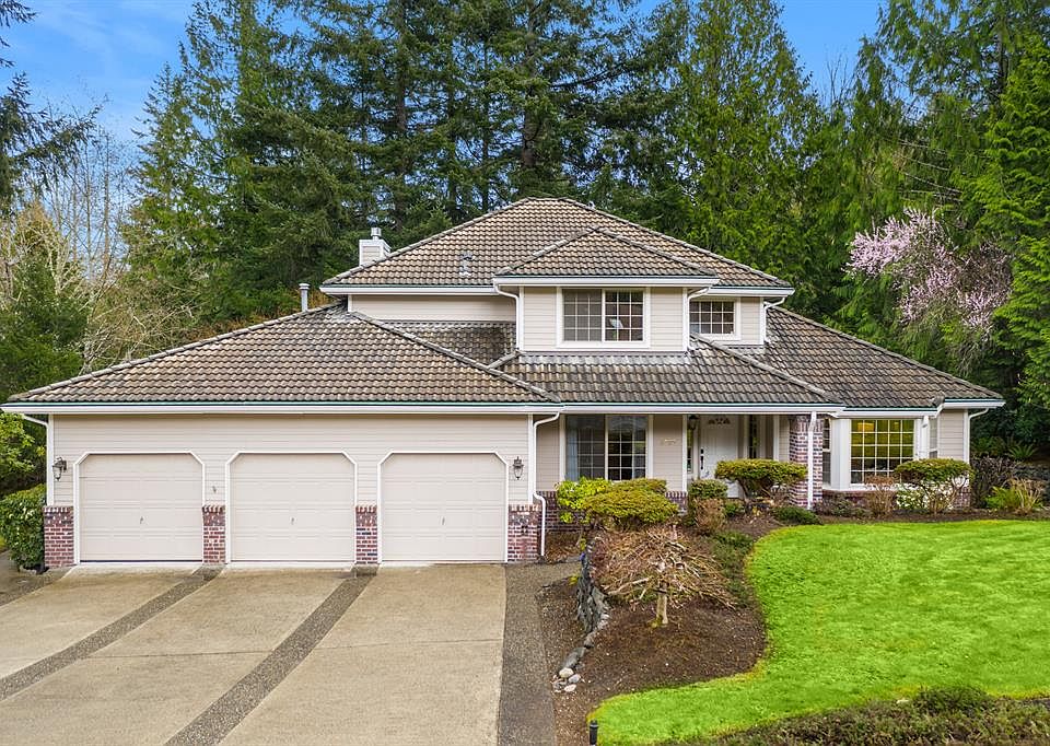 1st image of 4605 83rd Ave NW