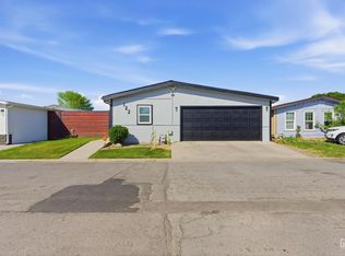 499 Pacheco Rd Spc 122, Bakersfield, CA 93307