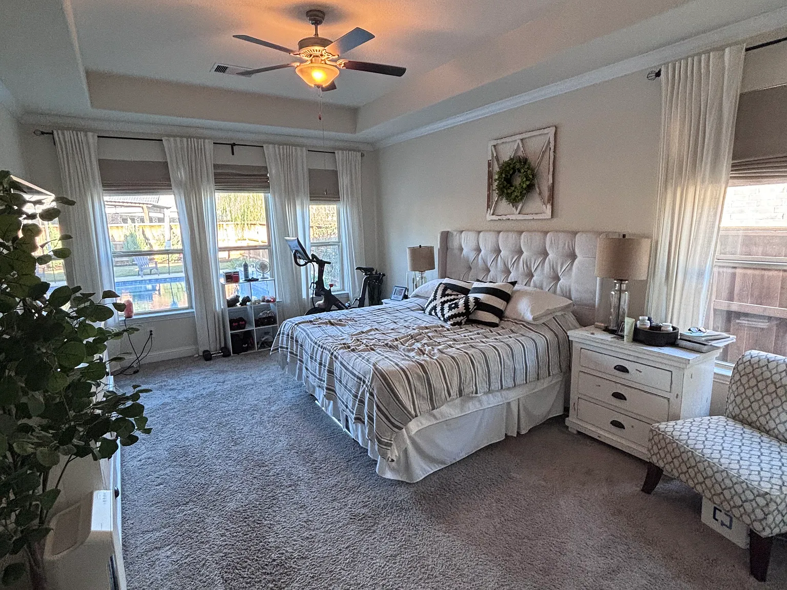 4 bed, 2676 sqft, $3,975 — Photo 3