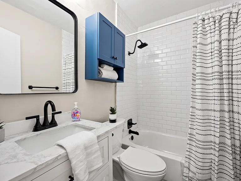 153 S Ave SE #1 — Photo 6