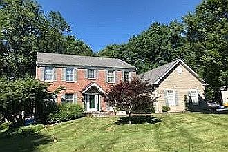 1st image of 104 Nicolson Dr