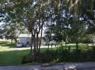 7702 Symmes Rd, Gibsonton, FL 33534