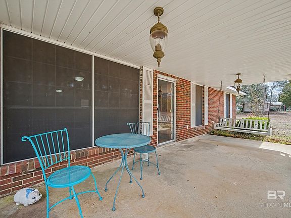 4th image of 46640 Rockhill Rd