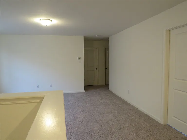 611 Delaware Ave — Photo 18