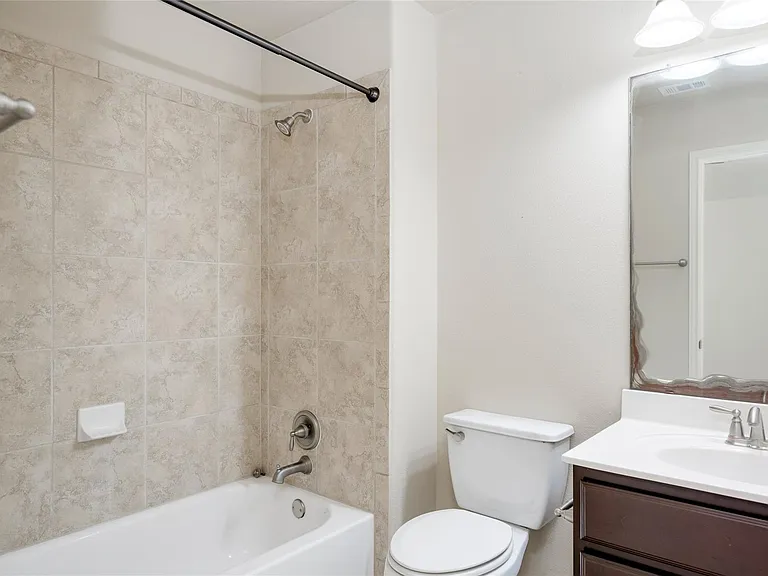 4211 Oldenburg Ln — Photo 12