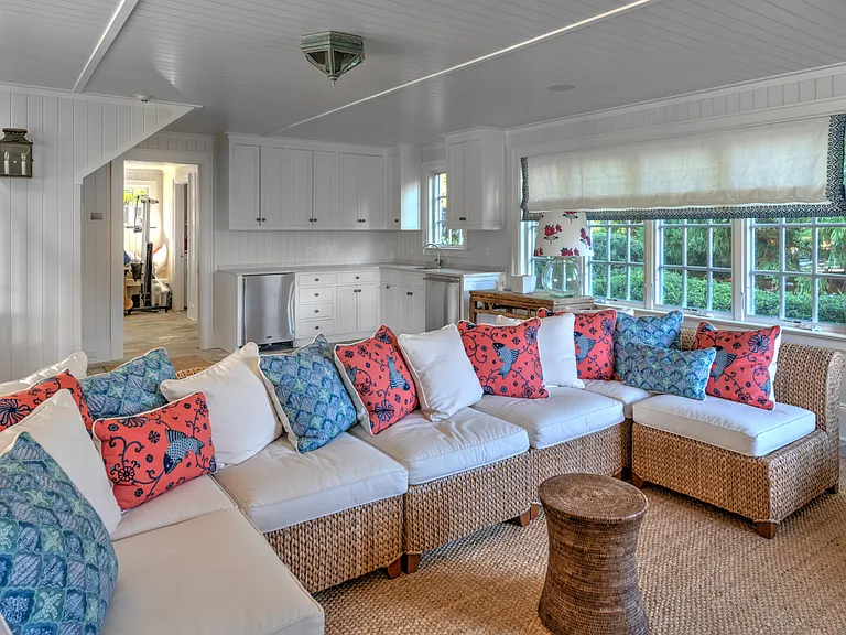 587 Sagaponack Rd — Photo 75