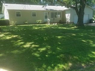 45 N Lynette Dr, Decatur, IL 62526