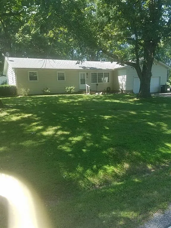 45 N Lynette Dr photo 1