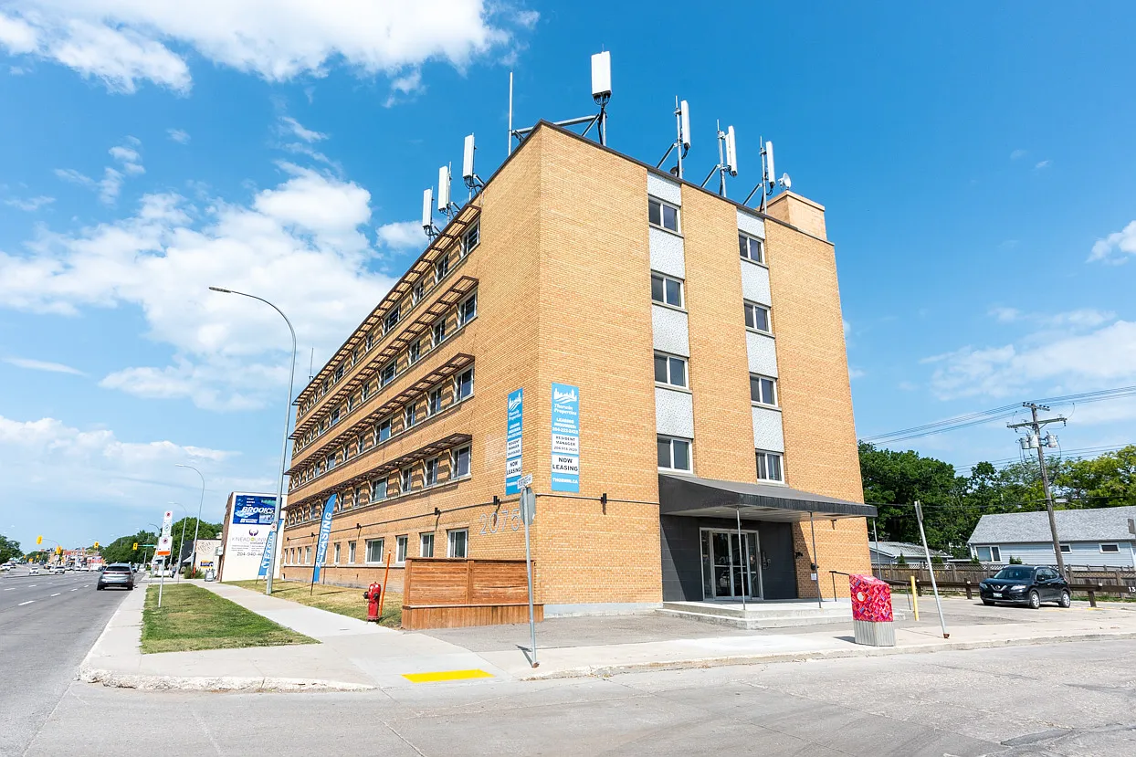 2075 Portage Avenue — Photo 2