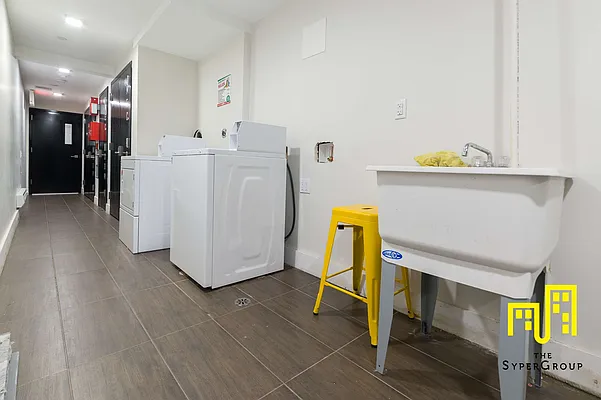 Rented by The Syper Group | media 15