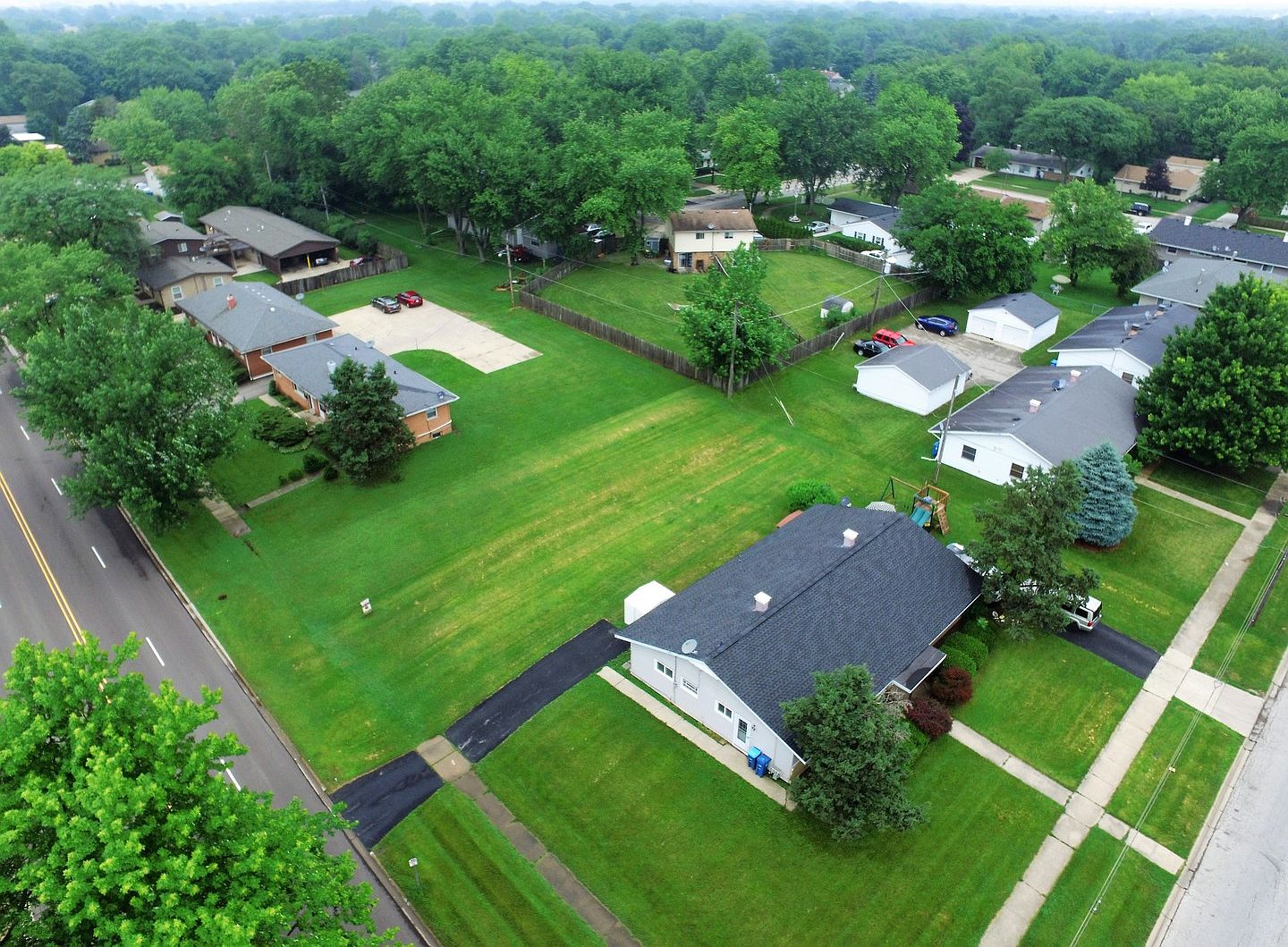 000 N Edgelawn Dr, Aurora, IL 60506 Zillow