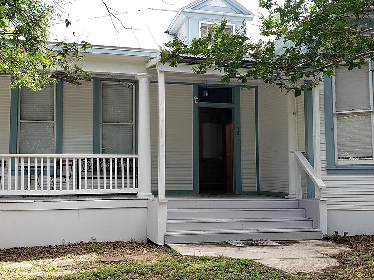 321 Eleanor Ave — Photo 3