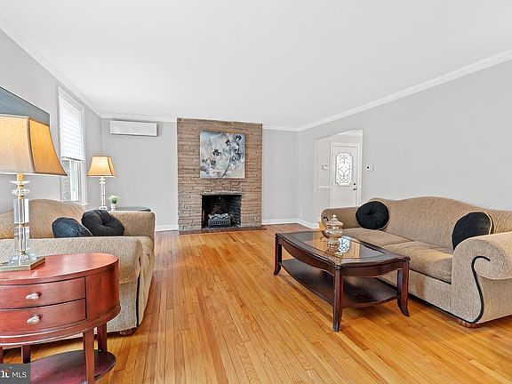 5th image of 1201 Glenside Ave