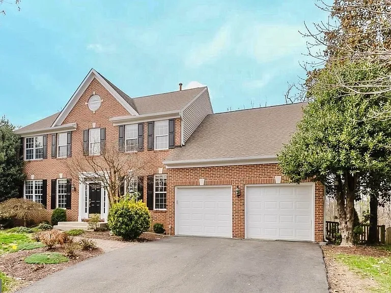 25827 Priesters Pond Dr — Photo 1