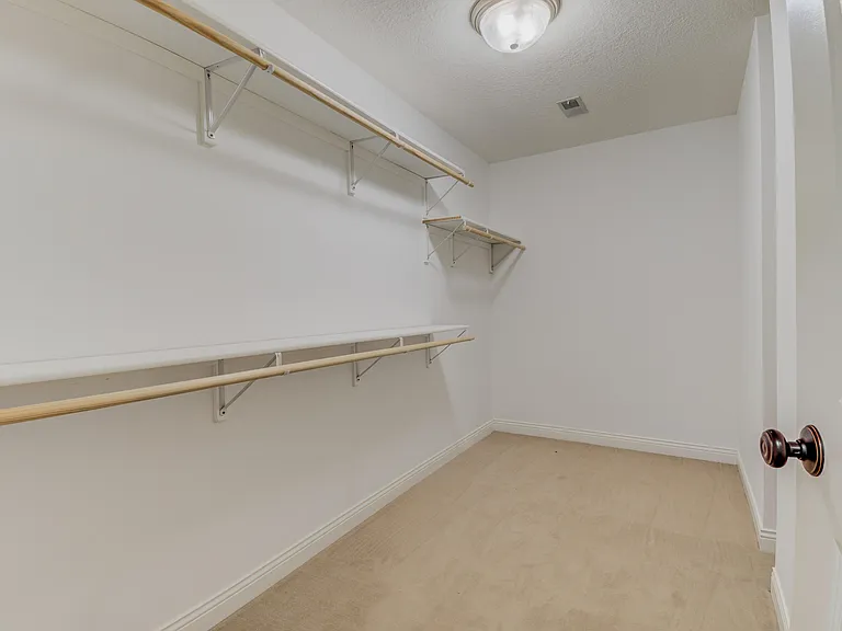 108 Corcoran Dr — Photo 14
