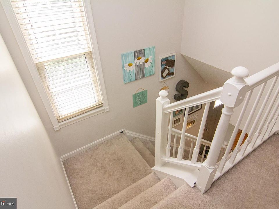 趣味 STREET 885 SE Hollow St, Hillsboro, OR 97123 | MLS #608365642 | Zillow