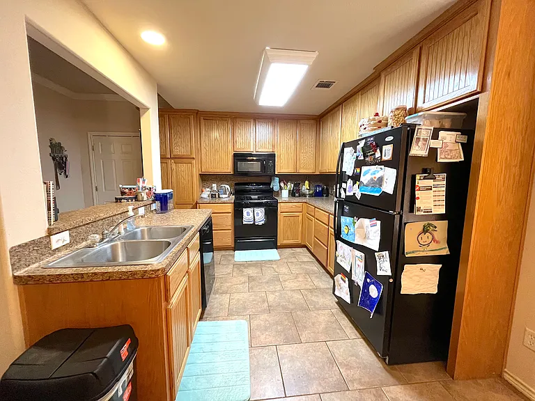925 Crystal Dove Ave — Photo 5
