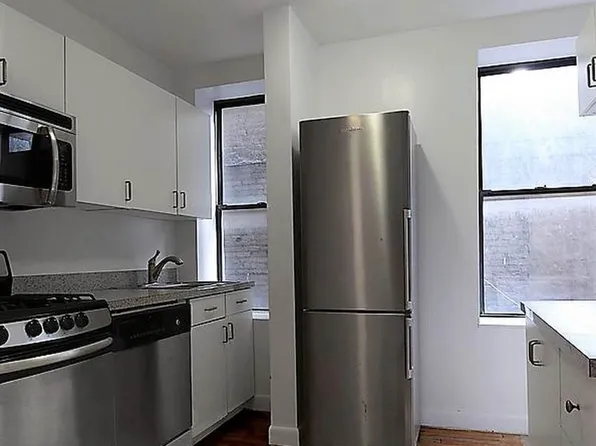 516 East 80th Street image 1 of 3