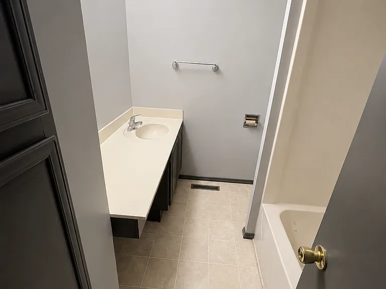 1532 N Maybelle Pl — Photo 3