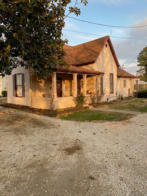 2nd image of 4821 Highway 81