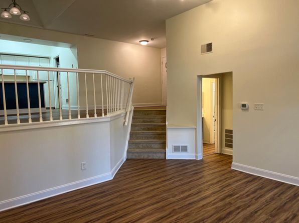 4903 Claremont Ct #4903