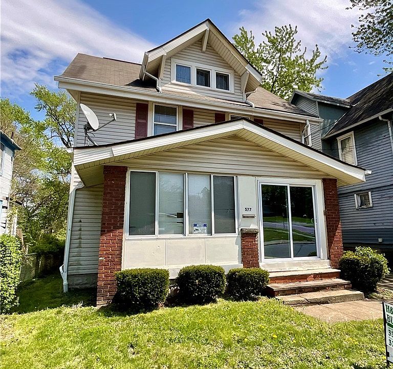 1st image of 577 Rhodes Ave