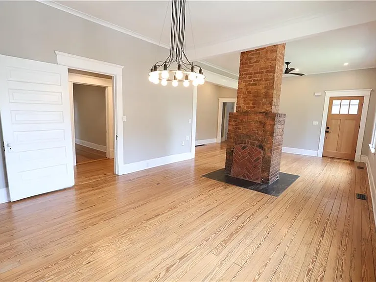 405 Oakdale Rd NE — Photo 17