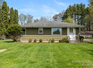 827 Twelve Mile Rd NW, Sparta, MI 49345