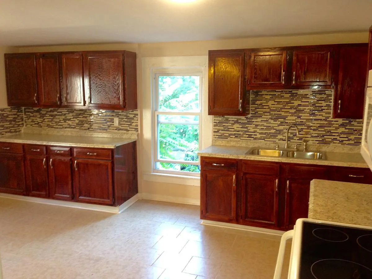 Building Photo - 318 Hawley Ave #2