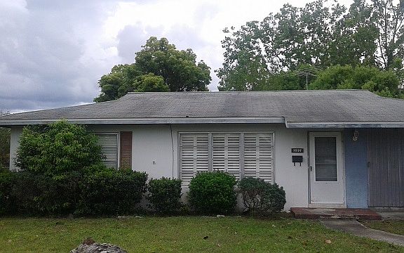 2nd image of 1537 Providence Blvd