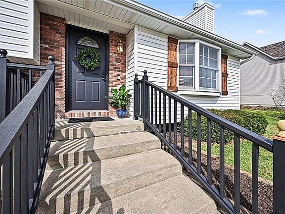 2nd image of 205 Rhodus Ct