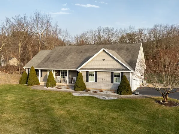 29 Isabella Dr, Somers, CT 06071