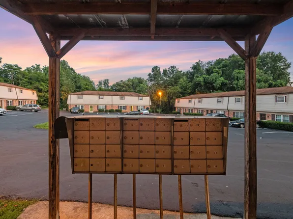 Silver Birch Apartments, 174 Silver Birch Ln #4a800d1c5, Collinsville, VA 24078