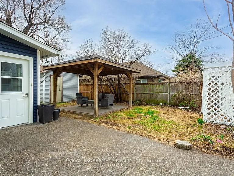 270 Beach Blvd — Photo 36