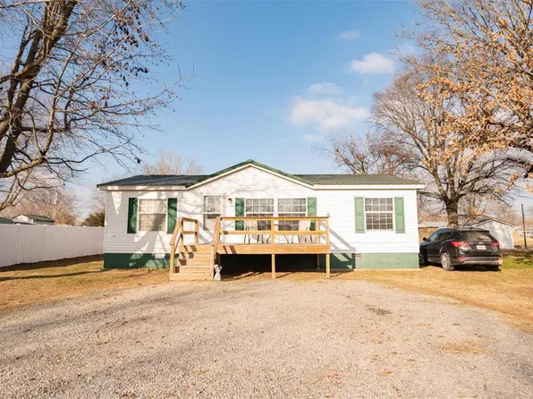 701 W Crumb Ave, Bernie, MO 63822