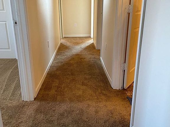 5th image of 102 N Scott St APT 201