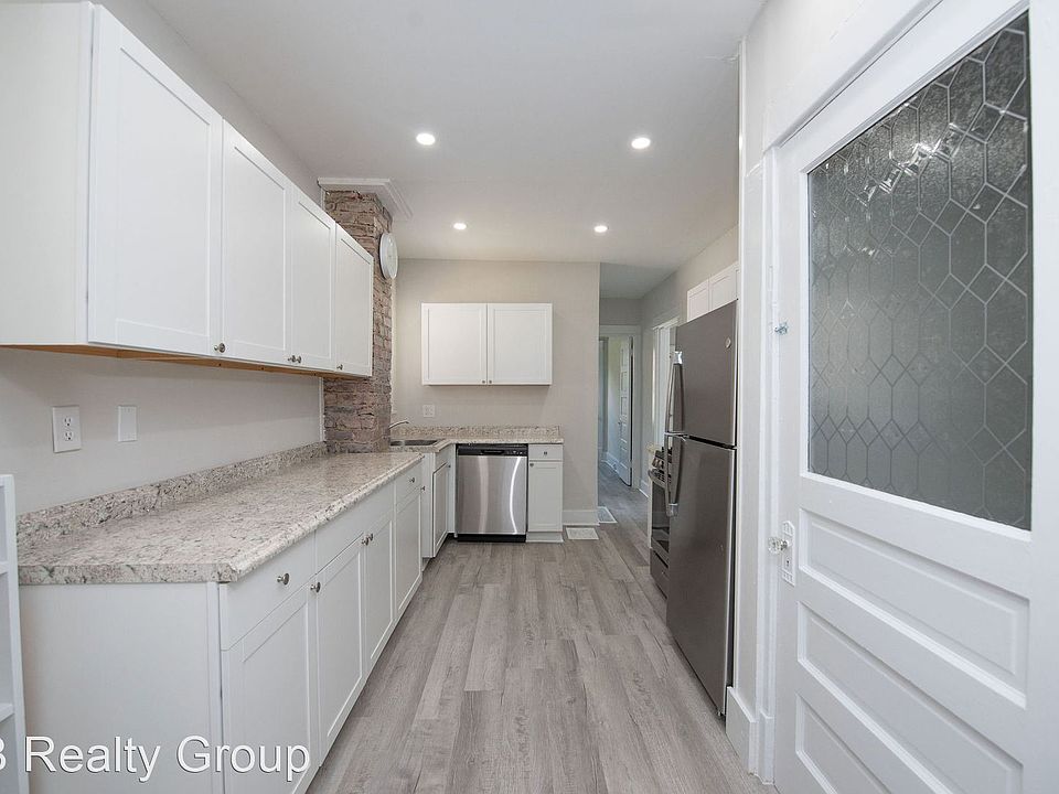 1st image of 4745 Dale Ave